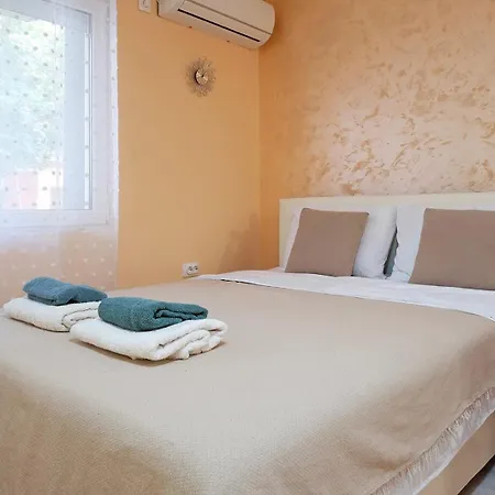 Apartamento Biser 17 *