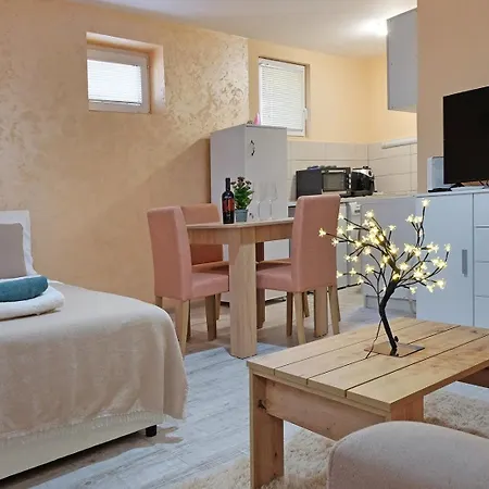 Apartamento Biser 17