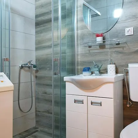 Biser 17 Apartamento Zemun